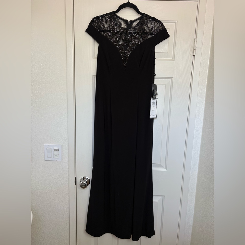 NWT Adrianna Papell Embellished Illusion-Yoke‎ Sequin Jersey Gown size 6 - Picture 3 of 5